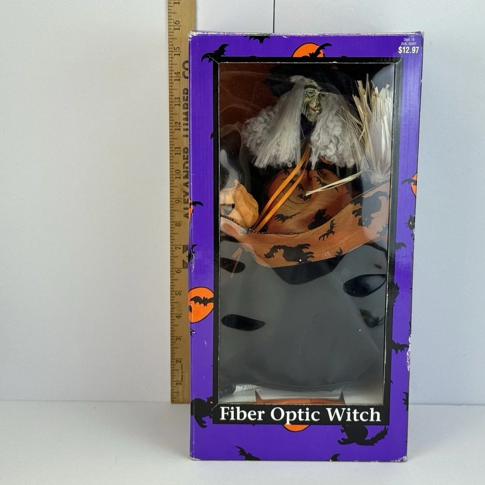VTG Halloween Witch 13
